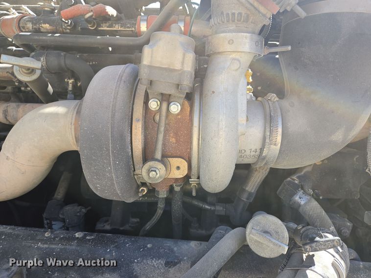 image for item DO2543 2007 Peterbilt 357 dump truck