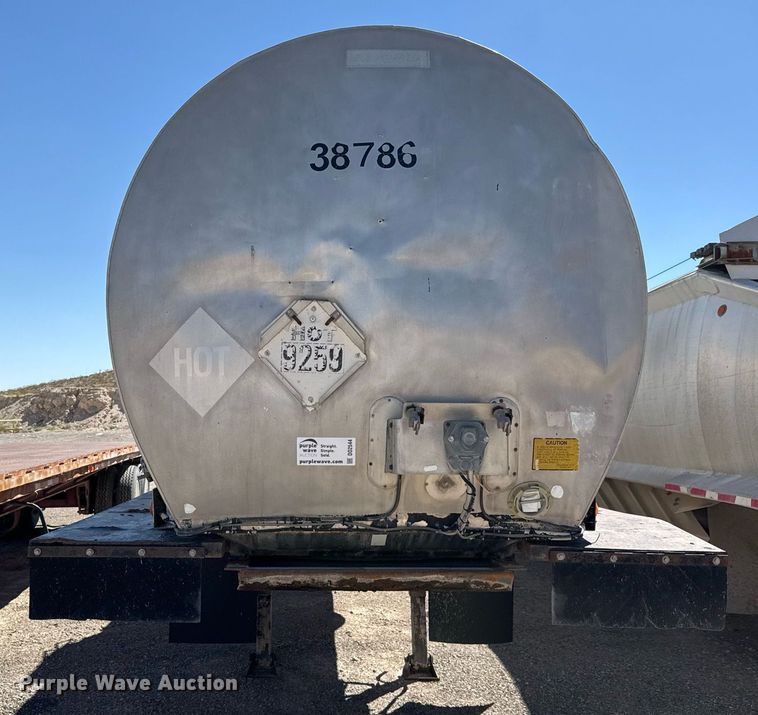 image for item DO2544 1980 Fruehauf TEHF2R7000 tank trailer