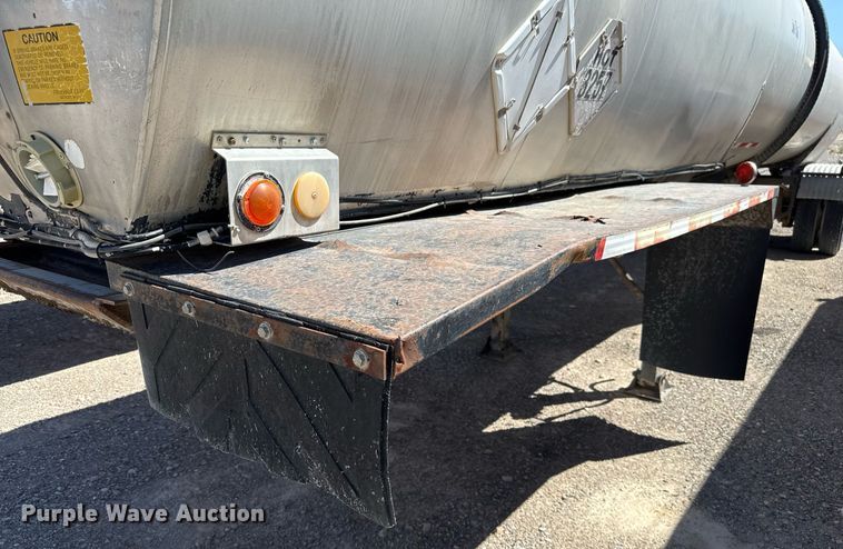 image for item DO2544 1980 Fruehauf TEHF2R7000 tank trailer