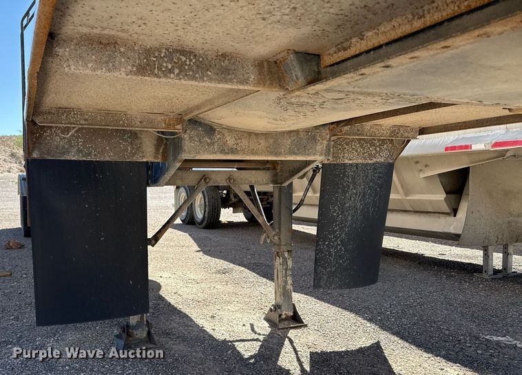 image for item DO2544 1980 Fruehauf TEHF2R7000 tank trailer