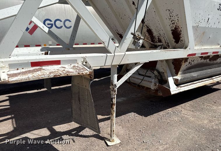 image for item DO2545 1996 Ranch Mfg. bottom dump trailer