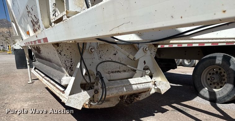 image for item DO2545 1996 Ranch Mfg. bottom dump trailer