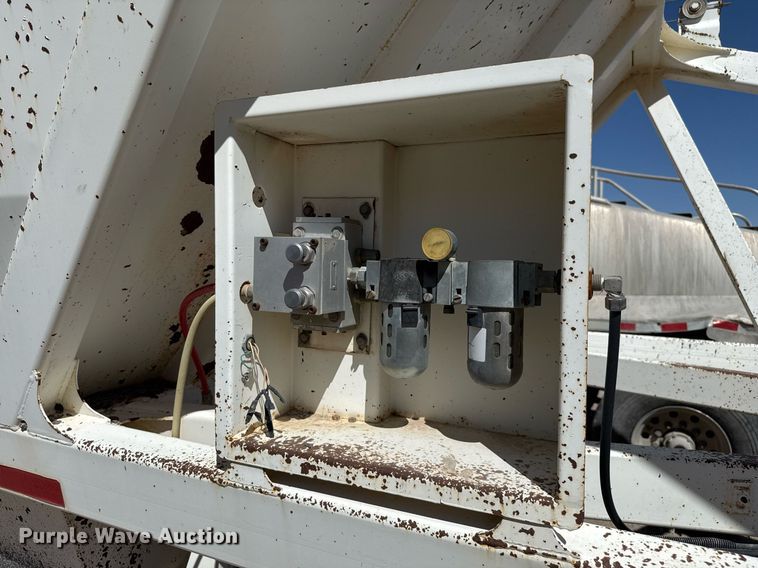 image for item DO2545 1996 Ranch Mfg. bottom dump trailer