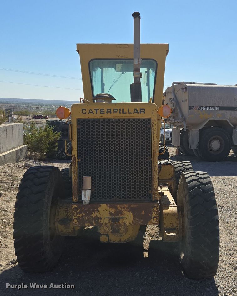 image for item DO2546 1978 Caterpillar  140G motor grader