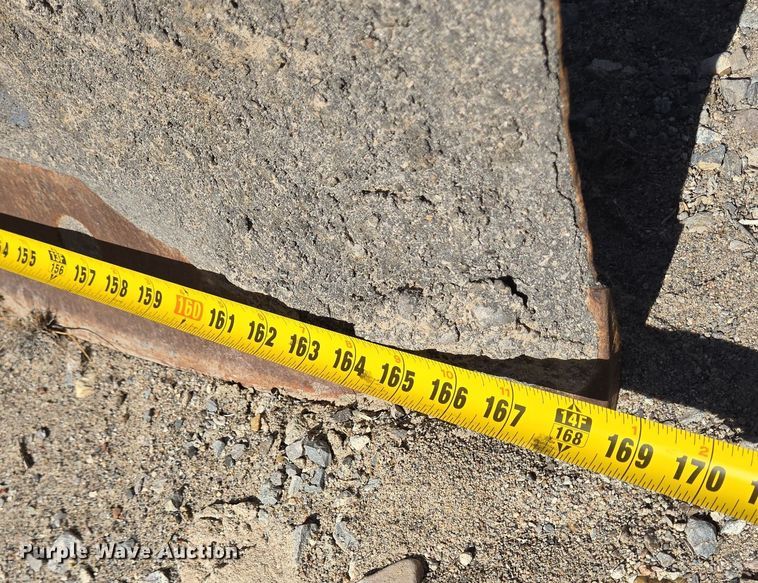 image for item DO2546 1978 Caterpillar  140G motor grader