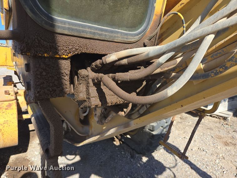 image for item DO2546 1978 Caterpillar  140G motor grader