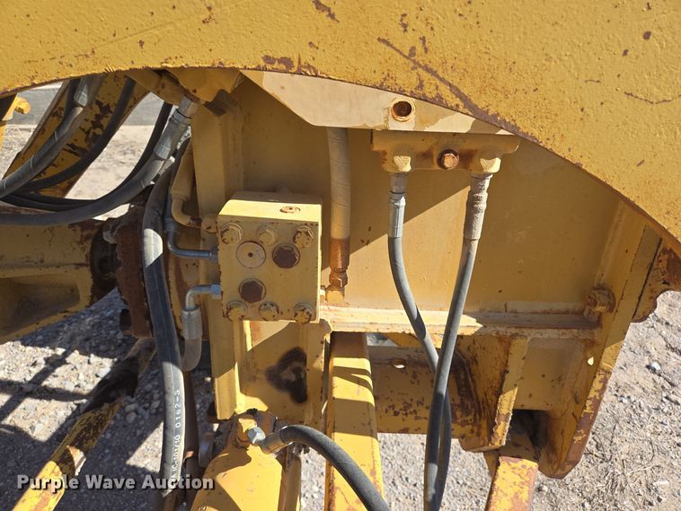 image for item DO2546 1978 Caterpillar  140G motor grader