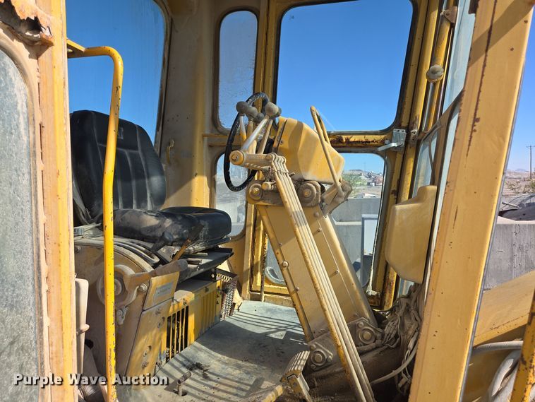 image for item DO2546 1978 Caterpillar  140G motor grader