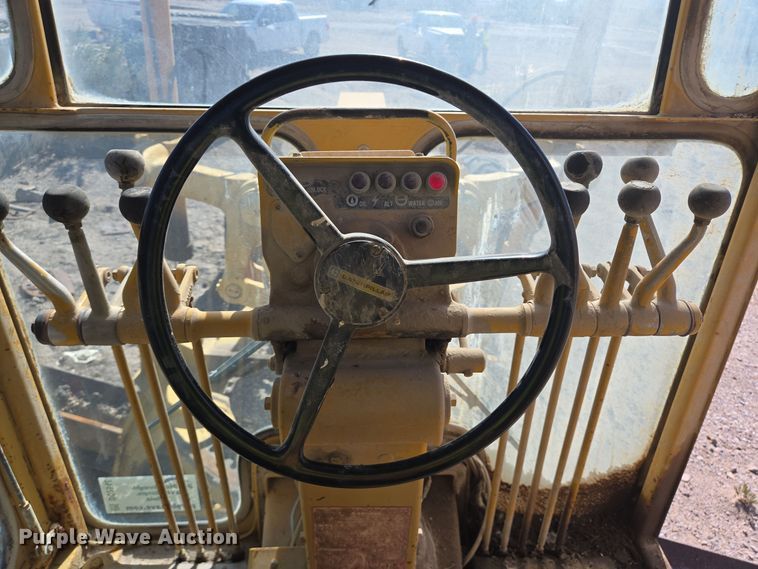 image for item DO2546 1978 Caterpillar  140G motor grader