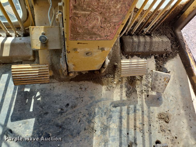 image for item DO2546 1978 Caterpillar  140G motor grader