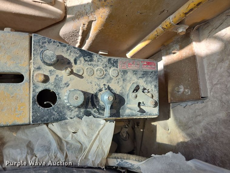 image for item DO2546 1978 Caterpillar  140G motor grader