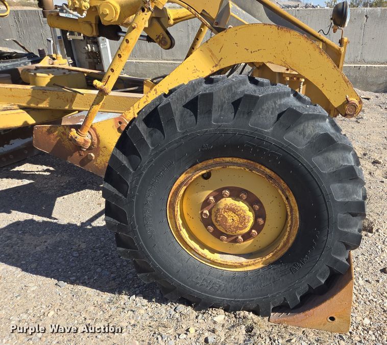 image for item DO2546 1978 Caterpillar  140G motor grader