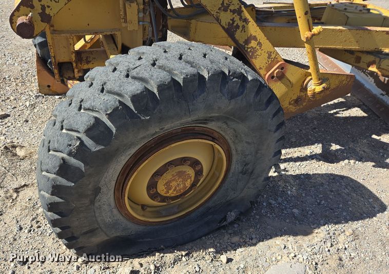 image for item DO2546 1978 Caterpillar  140G motor grader