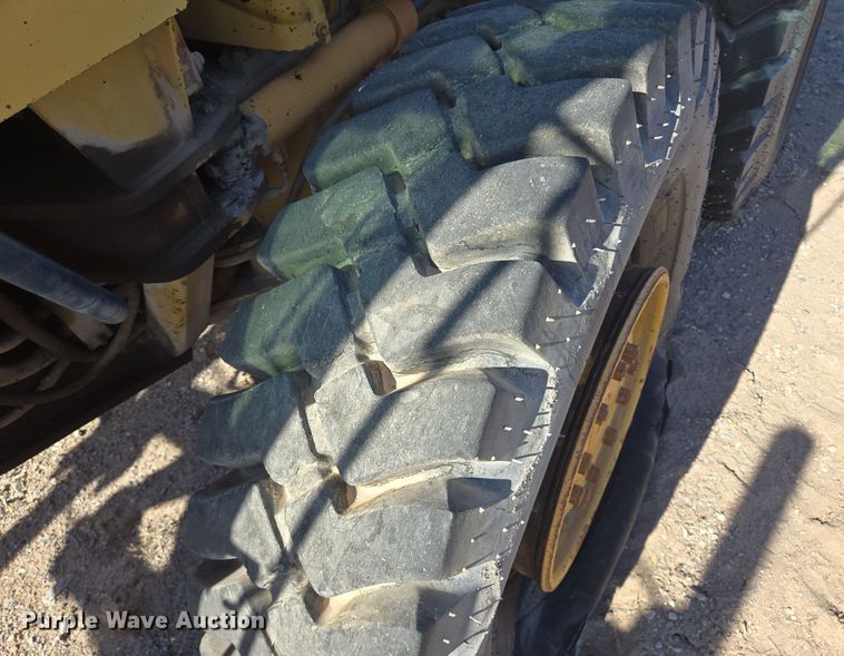 image for item DO2546 1978 Caterpillar  140G motor grader