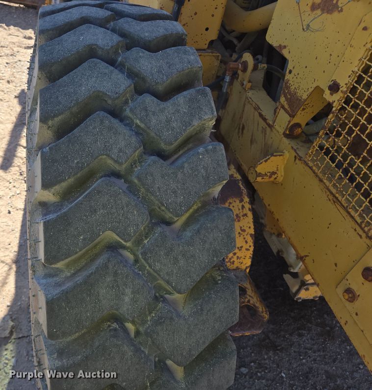 image for item DO2546 1978 Caterpillar  140G motor grader