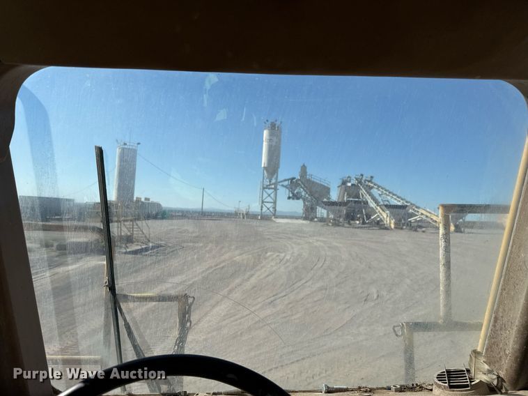 image for item DO2547 1990 Caterpillar  769C water wagon