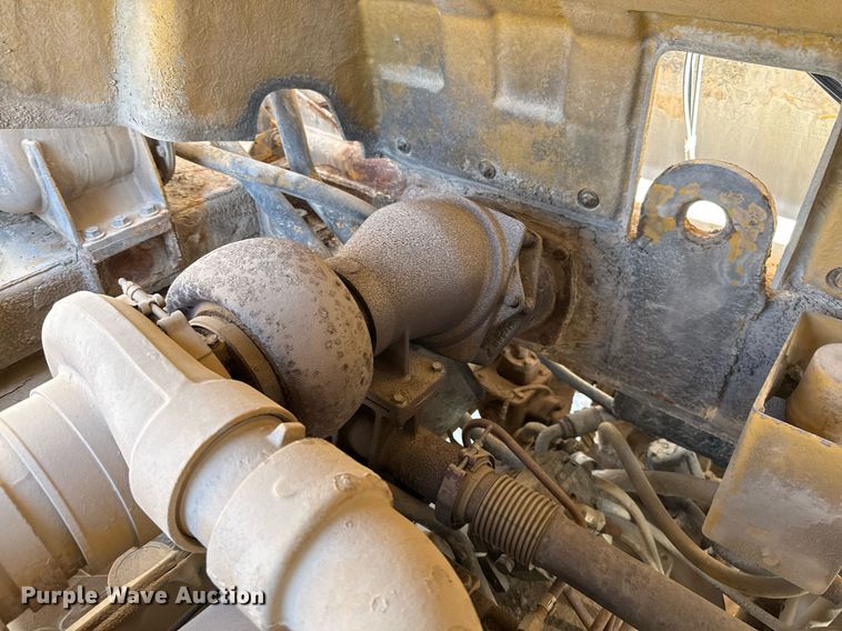 image for item DO2547 1990 Caterpillar  769C water wagon