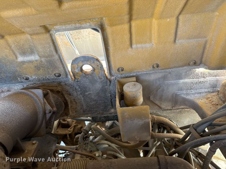 image for item DO2547 1990 Caterpillar  769C water wagon