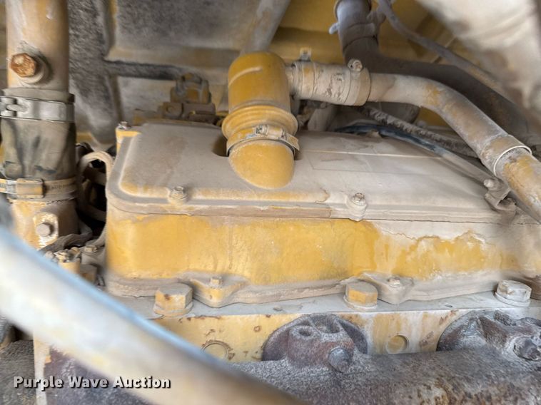 image for item DO2547 1990 Caterpillar  769C water wagon