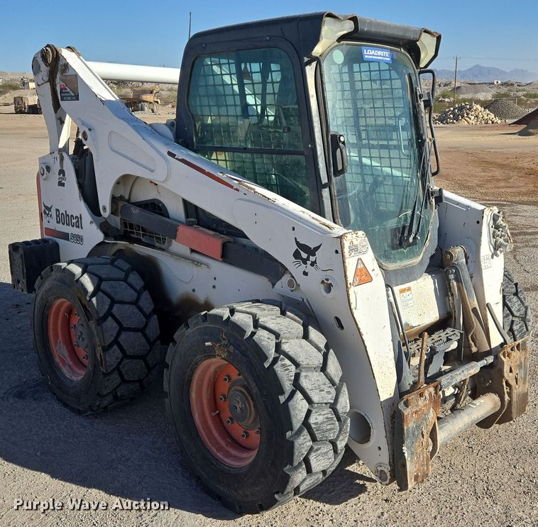image for item DO2549 2014 Bobcat S850 skid steer loader