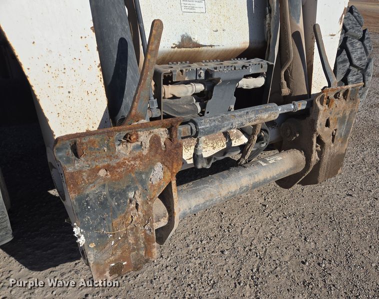 image for item DO2549 2014 Bobcat S850 skid steer loader
