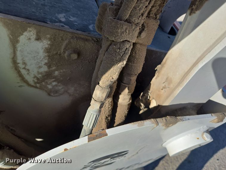 image for item DO2549 2014 Bobcat S850 skid steer loader