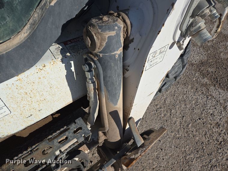 image for item DO2549 2014 Bobcat S850 skid steer loader