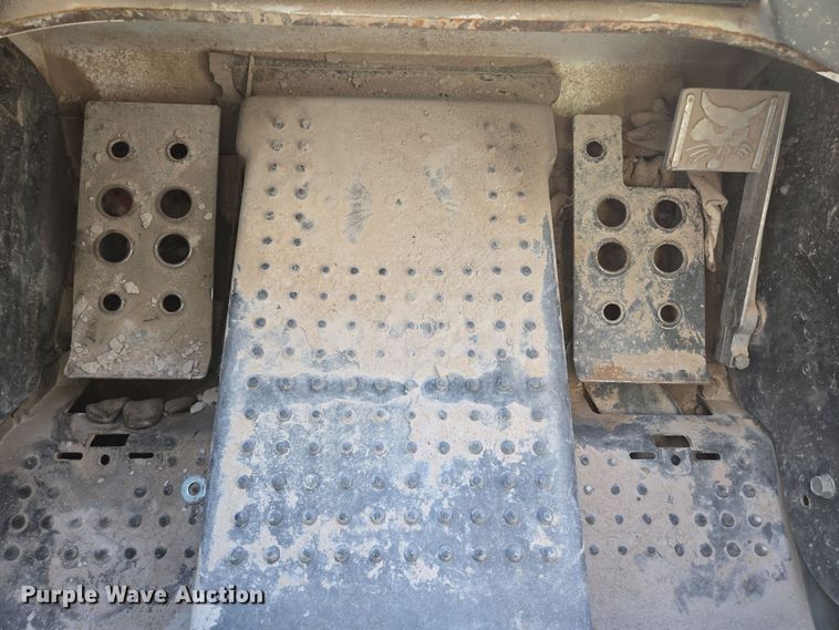 image for item DO2549 2014 Bobcat S850 skid steer loader