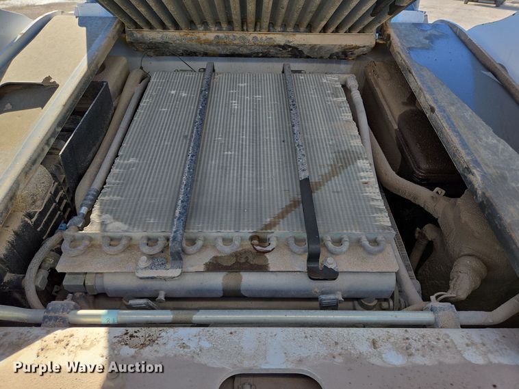 image for item DO2549 2014 Bobcat S850 skid steer loader