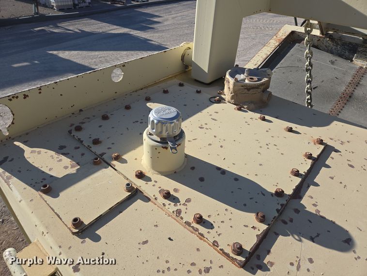 image for item DO2550 1998 Nordberg Lokotrack 100  jaw crusher