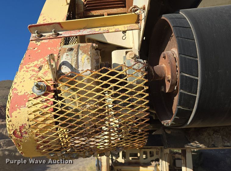 image for item DO2551 1998 Nordberg Lokotrack 1213B jaw crusher