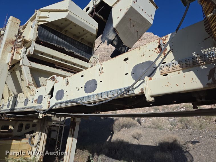 image for item DO2551 1998 Nordberg Lokotrack 1213B jaw crusher