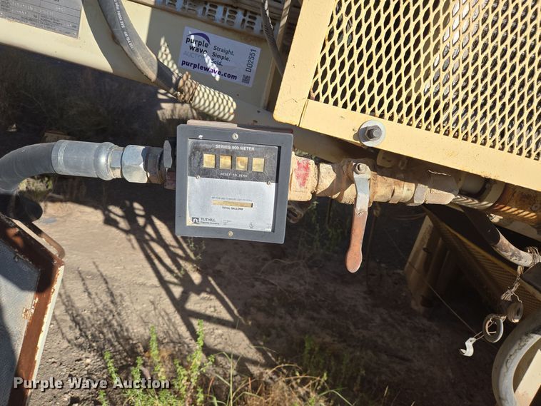 image for item DO2551 1998 Nordberg Lokotrack 1213B jaw crusher