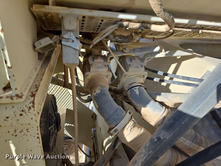 image for item DO2551 1998 Nordberg Lokotrack 1213B jaw crusher