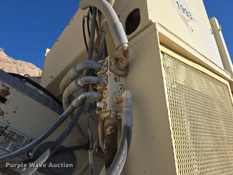 image for item DO2551 1998 Nordberg Lokotrack 1213B jaw crusher