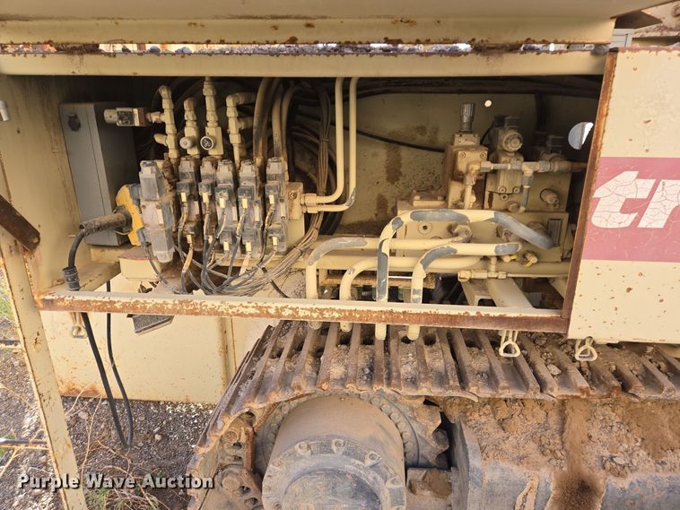 image for item DO2551 1998 Nordberg Lokotrack 1213B jaw crusher