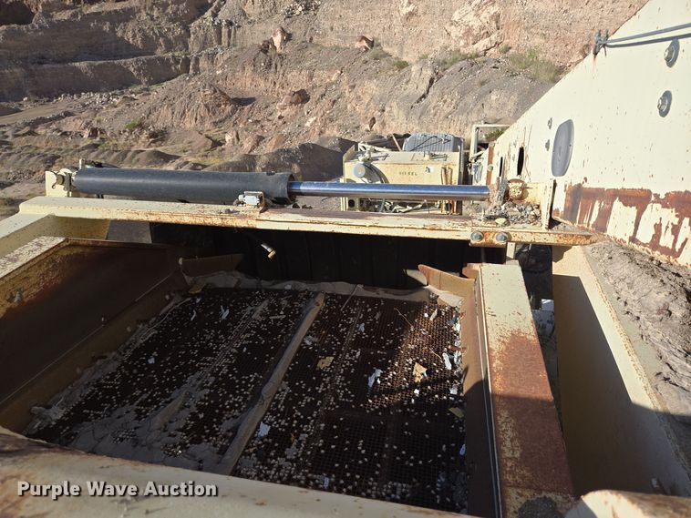 image for item DO2551 1998 Nordberg Lokotrack 1213B jaw crusher