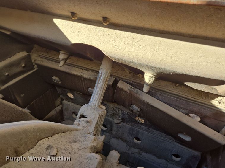 image for item DO2551 1998 Nordberg Lokotrack 1213B jaw crusher