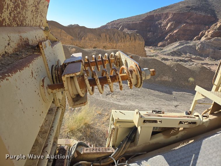 image for item DO2551 1998 Nordberg Lokotrack 1213B jaw crusher