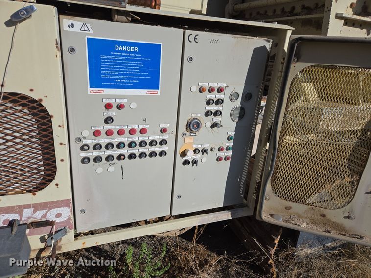 image for item DO2551 1998 Nordberg Lokotrack 1213B jaw crusher