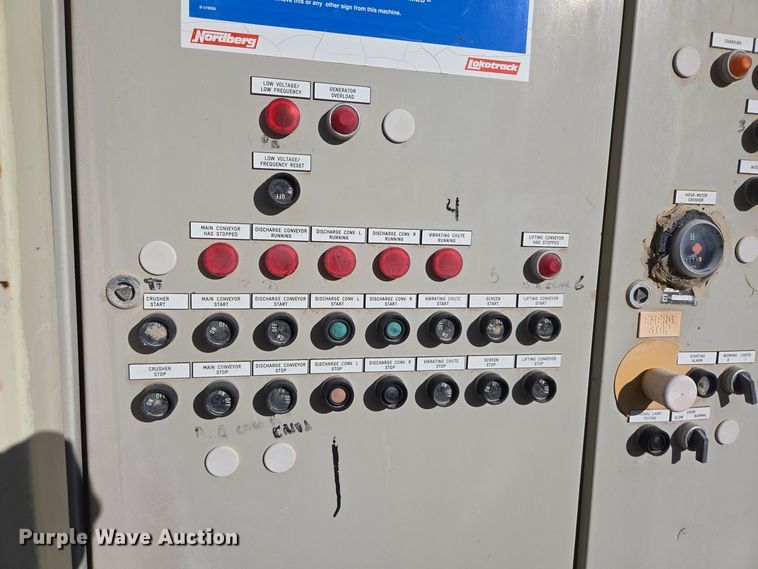 image for item DO2551 1998 Nordberg Lokotrack 1213B jaw crusher