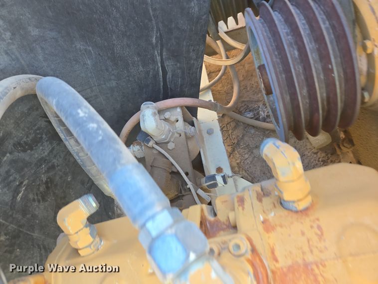 image for item DO2551 1998 Nordberg Lokotrack 1213B jaw crusher