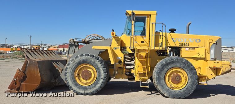 image for item DO2552 2004 Volvo L330E wheel loader