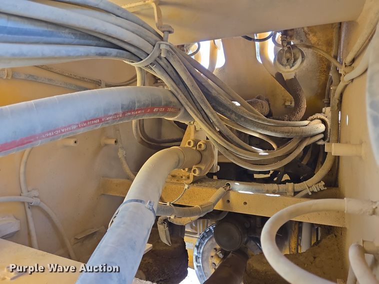 image for item DO2552 2004 Volvo L330E wheel loader