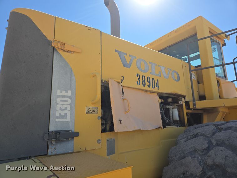 image for item DO2552 2004 Volvo L330E wheel loader