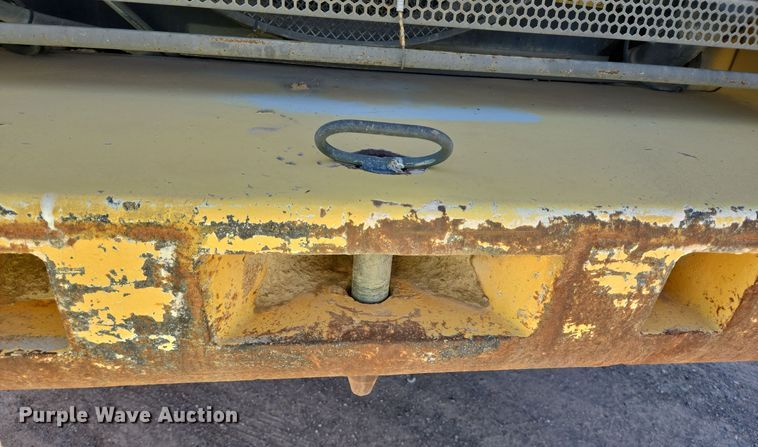 image for item DO2552 2004 Volvo L330E wheel loader