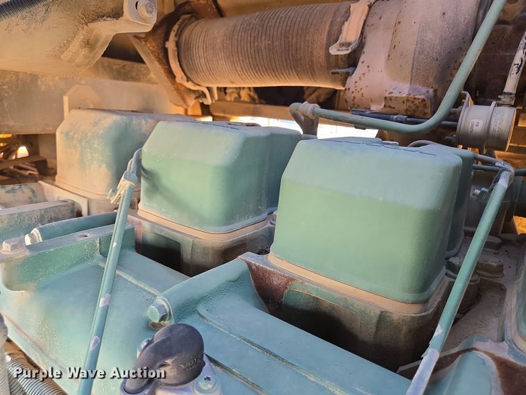 image for item DO2552 2004 Volvo L330E wheel loader