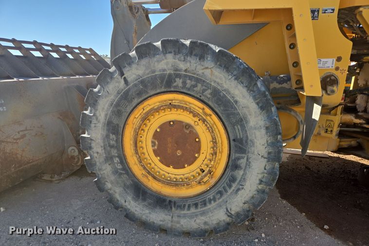 image for item DO2552 2004 Volvo L330E wheel loader