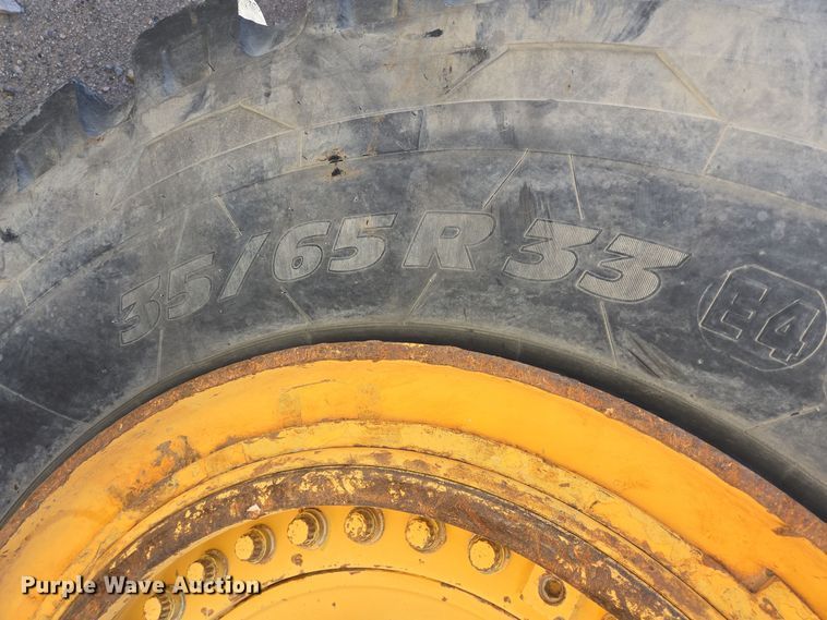 image for item DO2552 2004 Volvo L330E wheel loader