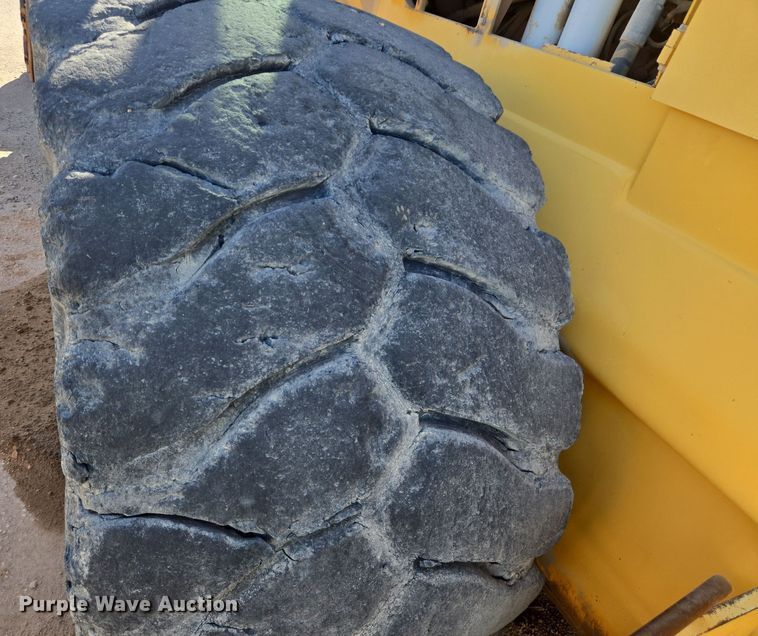 image for item DO2552 2004 Volvo L330E wheel loader